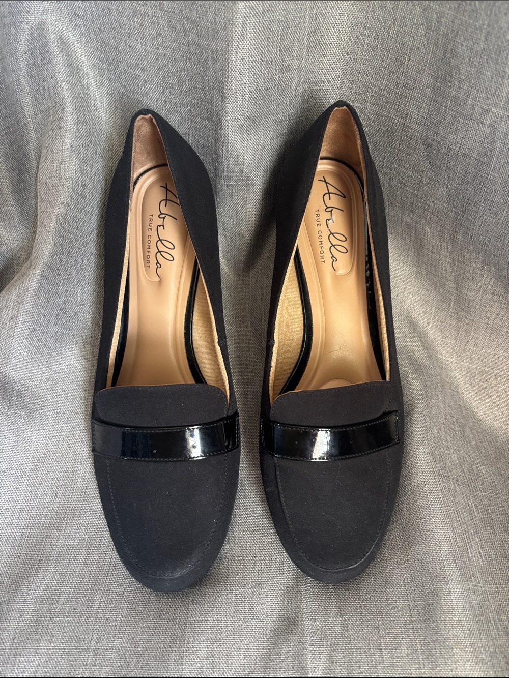 Abella True Comfort Black Women's Loafer Pumps